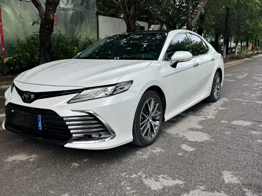 TOYOTA CAMRY 2021