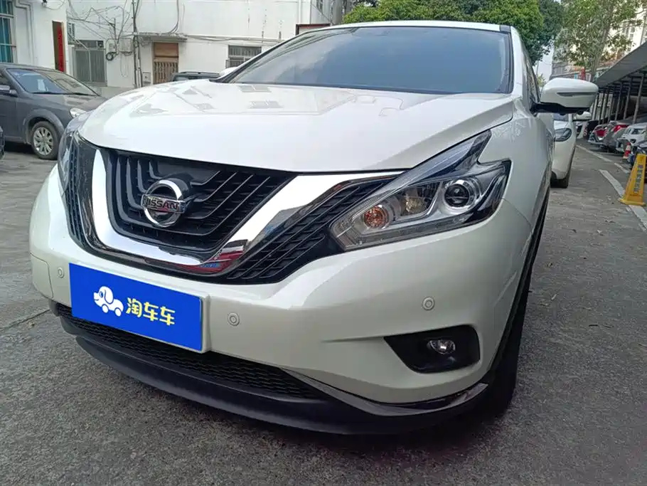 NISSAN MURANO 2017