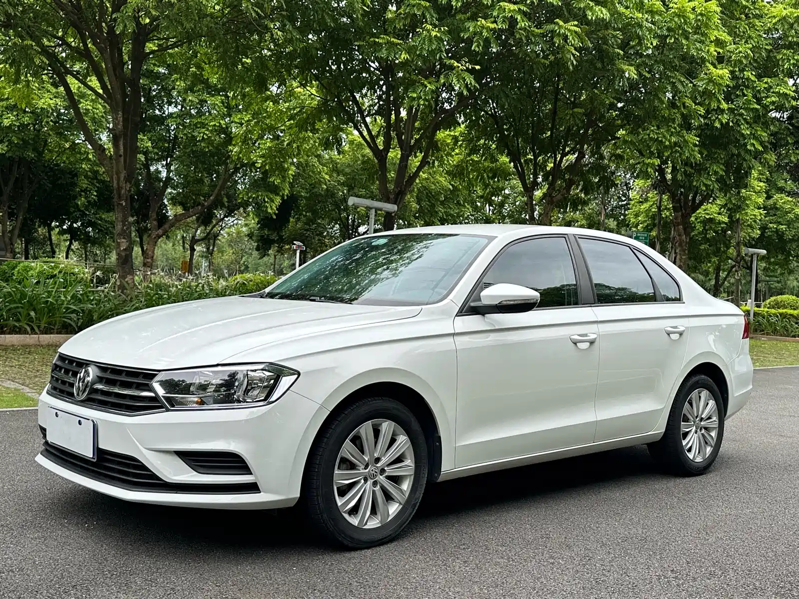 VOLKSWAGEN BORA 2019