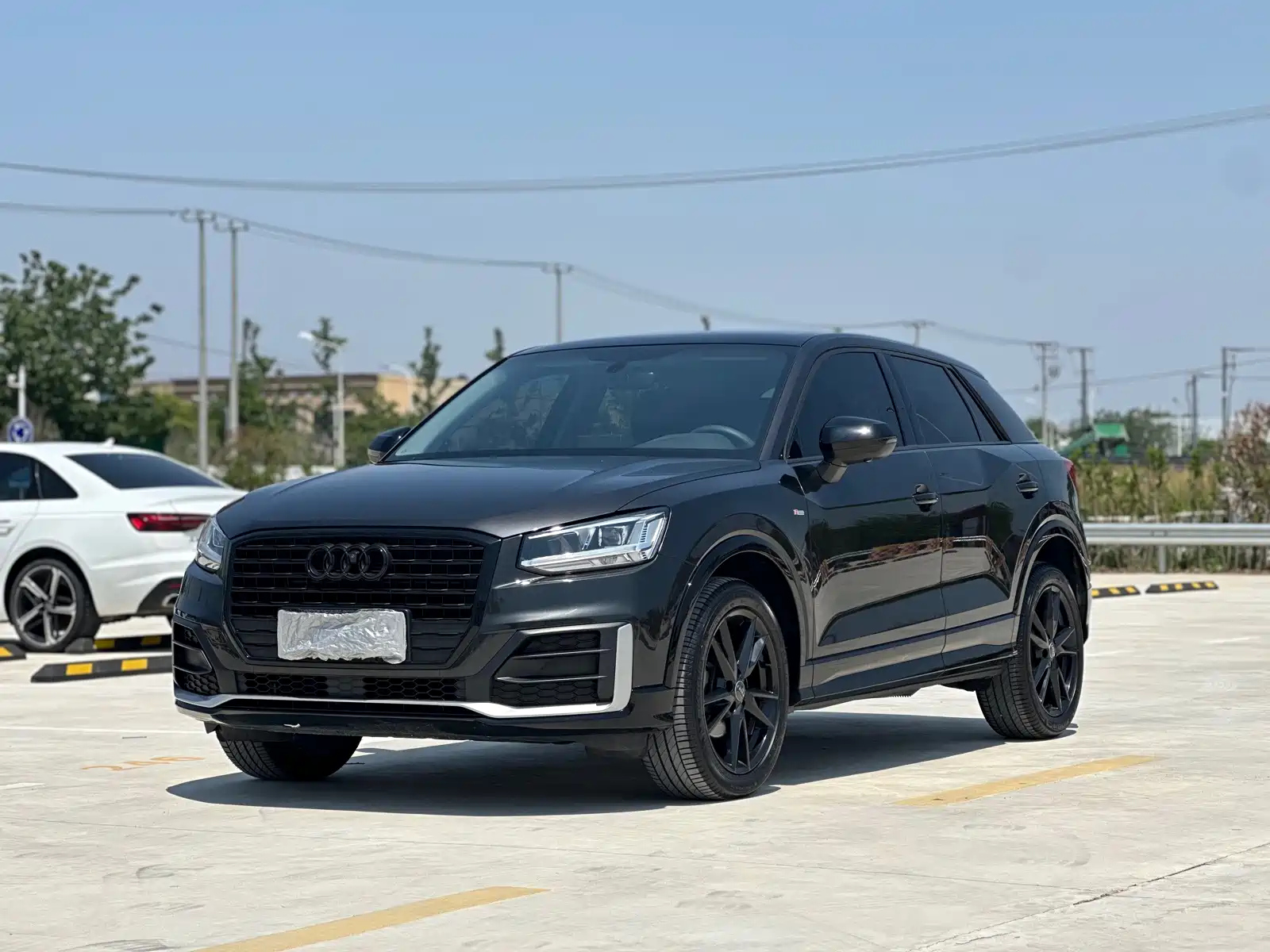 AUDI Q2L 2018