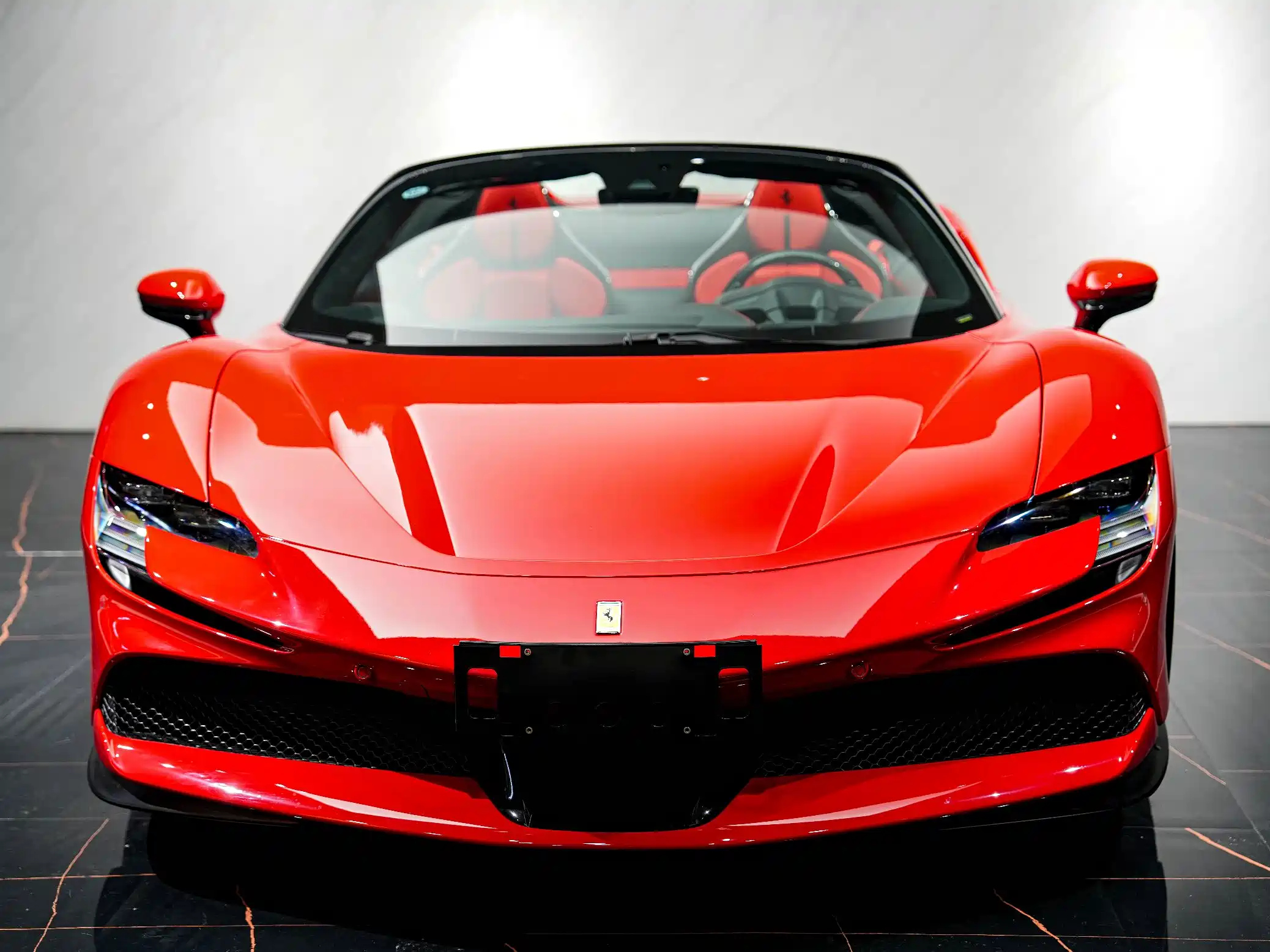 FERRARI SF90 2021