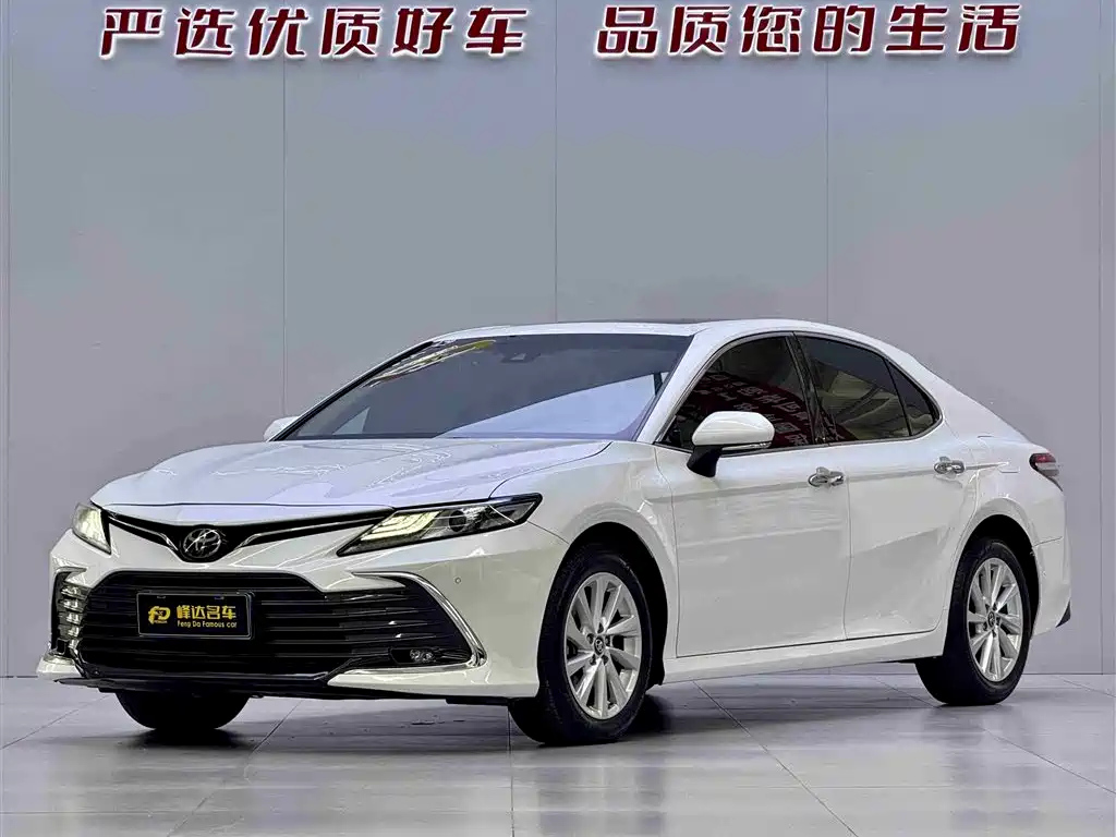 TOYOTA CAMRY 2021