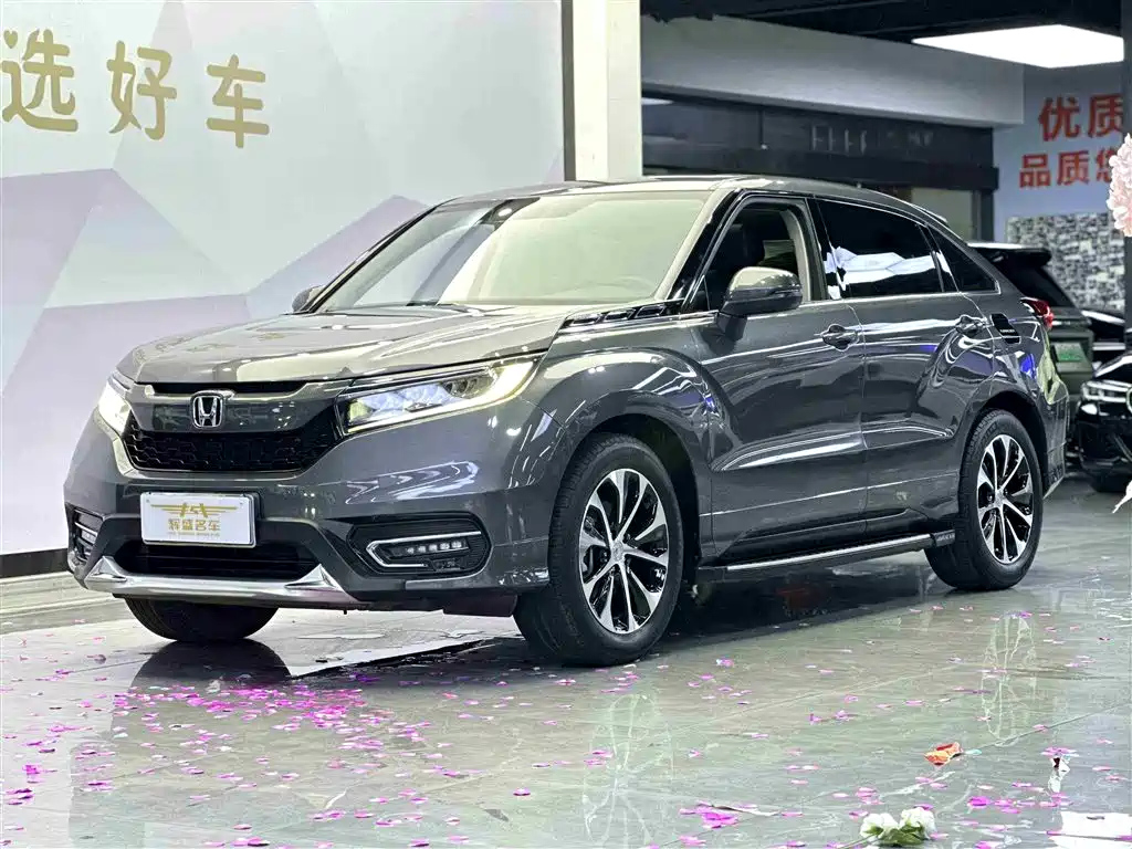HONDA AVANCIER 2017