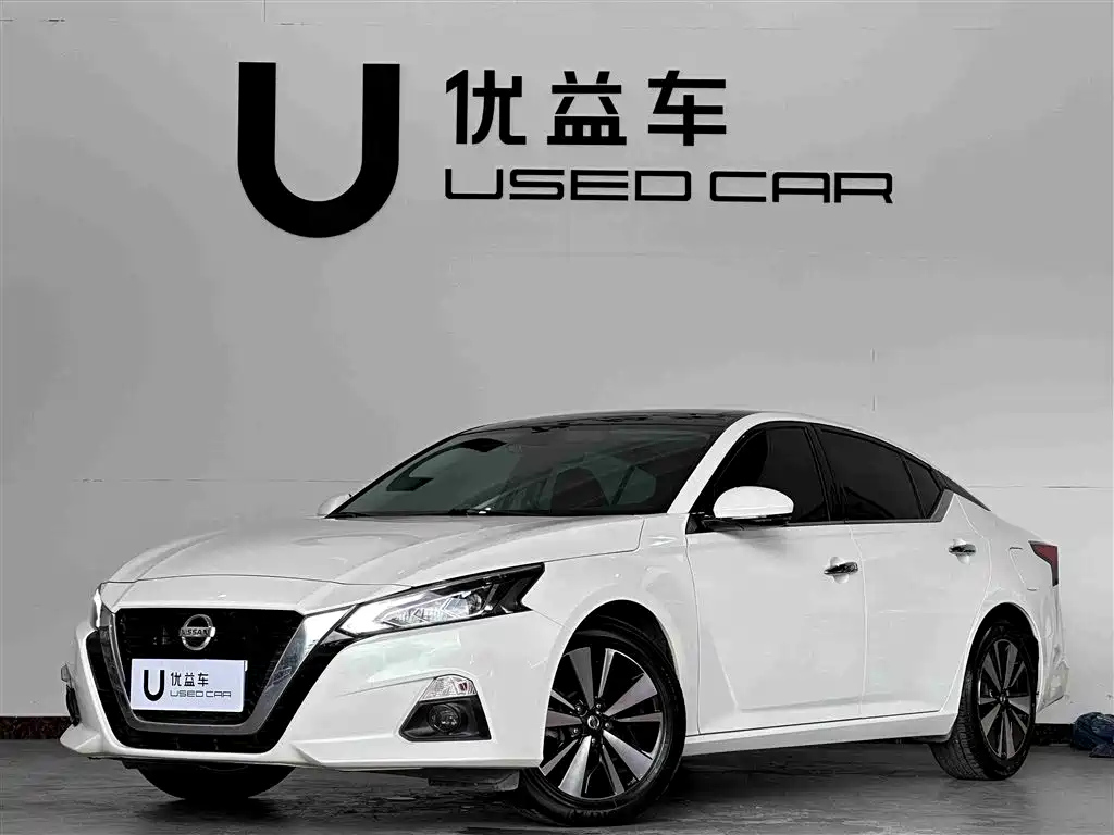 NISSAN TEANA 2021
