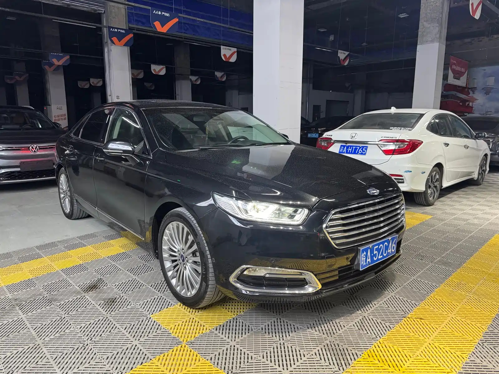Аукционный лист FORD TAURUS 2015