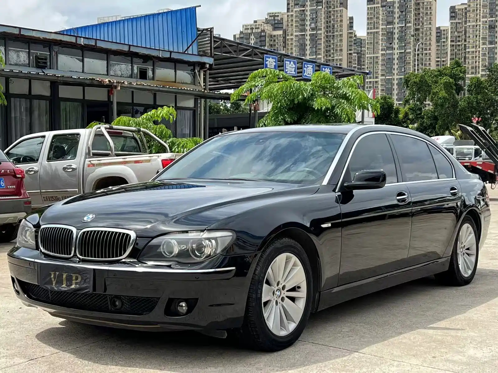 BMW 7-SERIES 2005