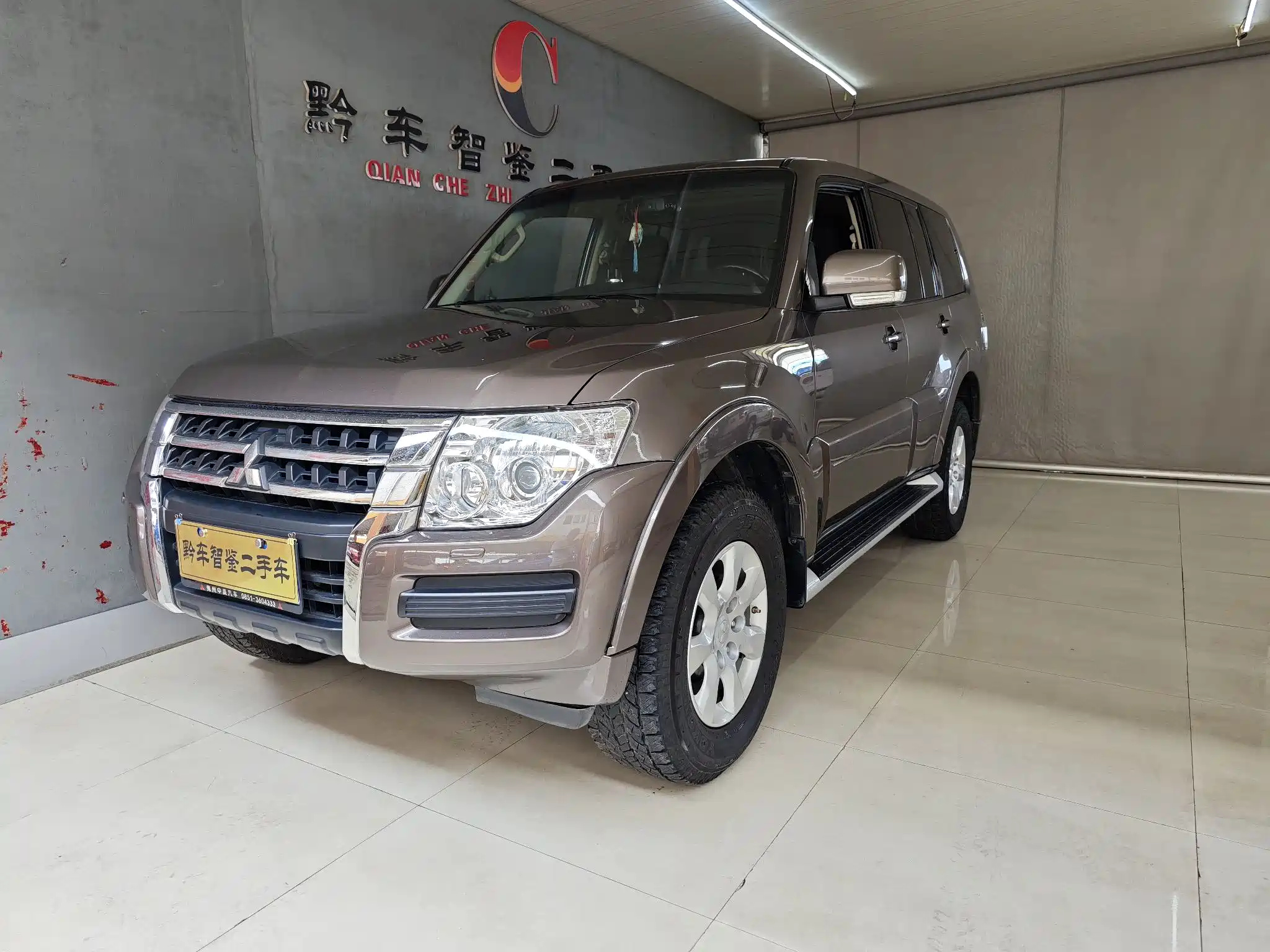 MITSUBISHI PAJERO IMPORT 2015