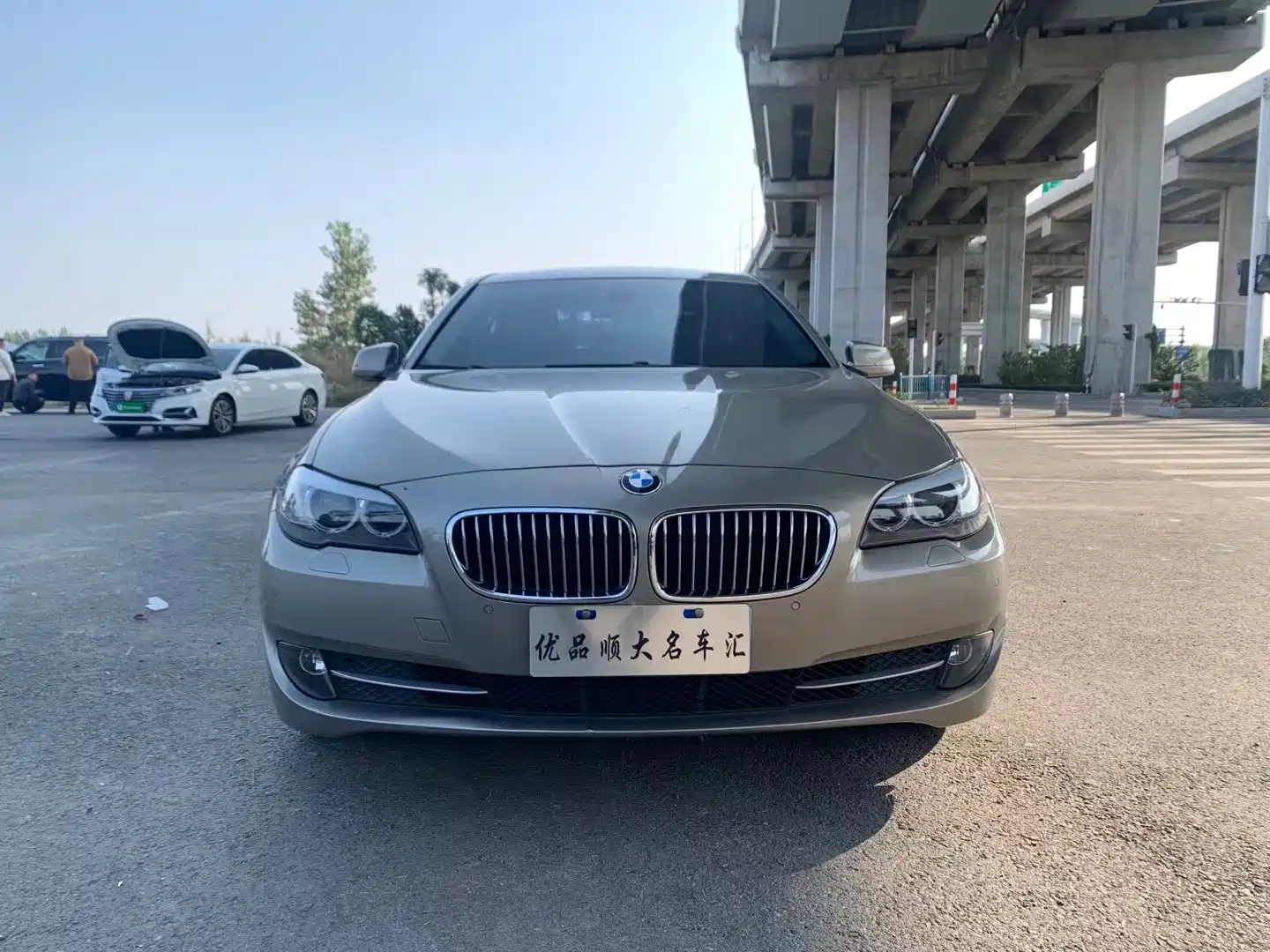 BMW 5-SERIES 2011