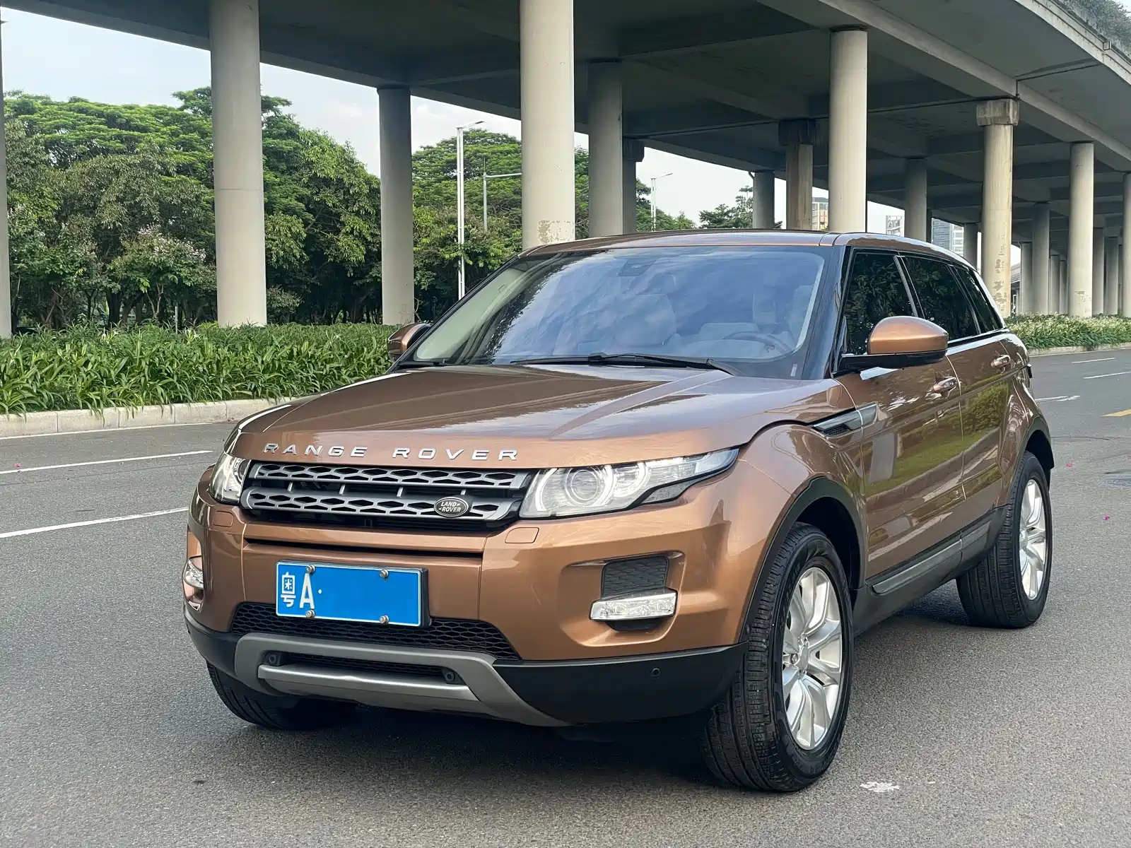 LAND ROVER RANGE ROVER AURORA IMPORT 2014