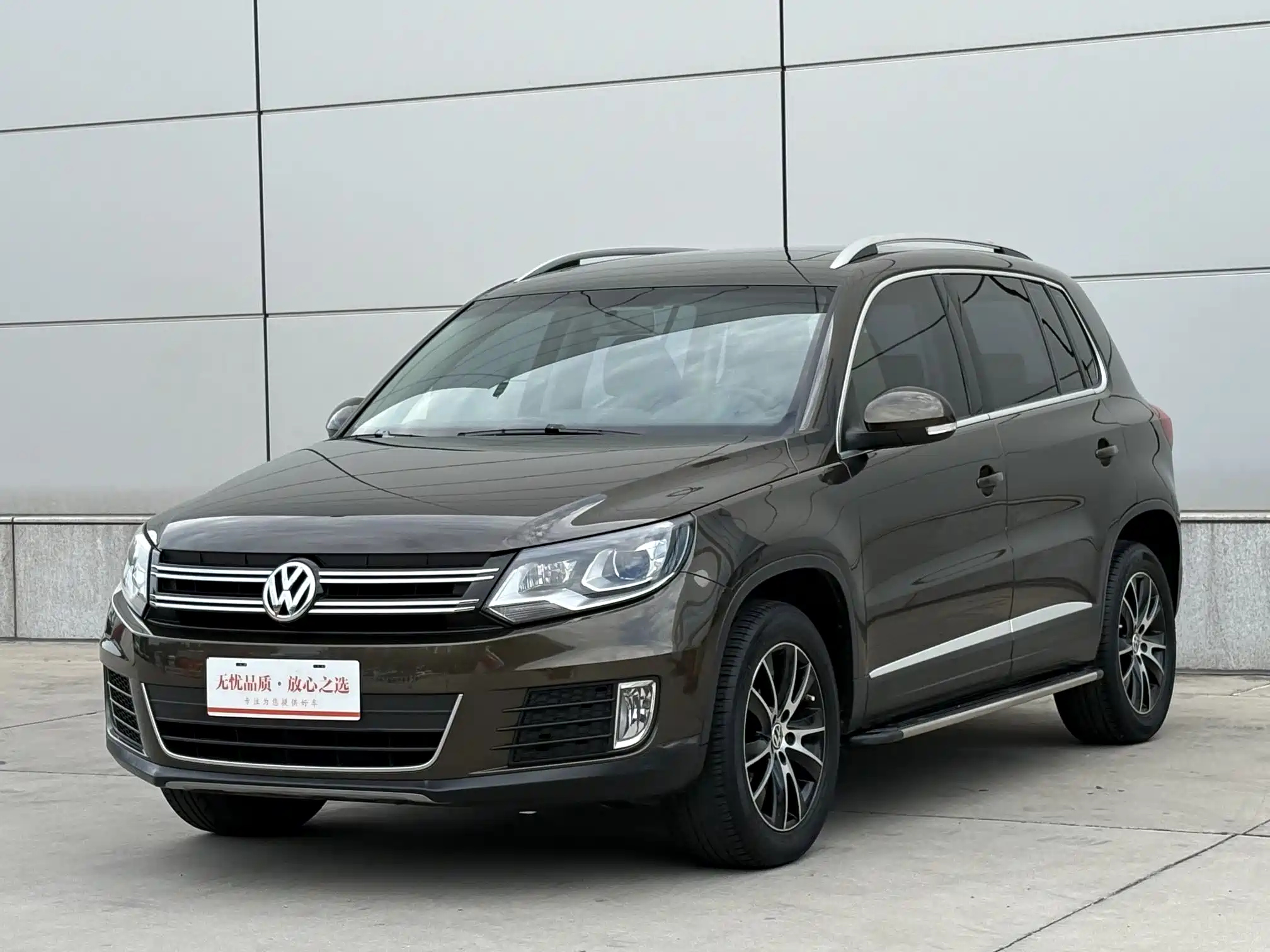 VOLKSWAGEN TIGUAN 2013