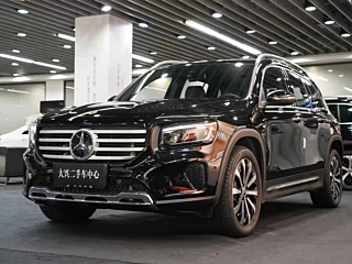 MERCEDES BENZ GLB