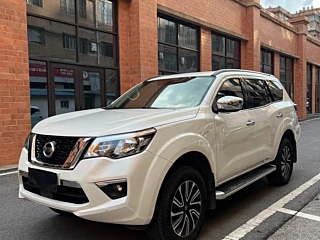 NISSAN TERRA 2018