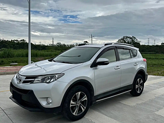 TOYOTA RAV4 RONGFANG 2015