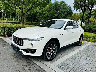 MASERATI LEVANTE 2016