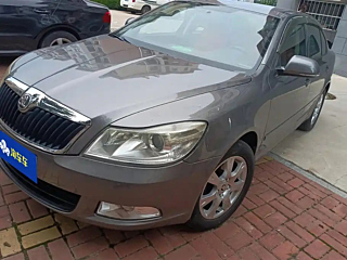 SKODA OCTAVIA  2014