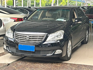 TOYOTA CROWN  2010