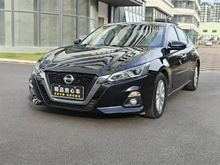 NISSAN TEANA 2019