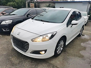 PEUGEOT 308 2013