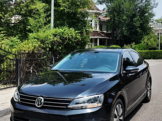 VOLKSWAGEN SAGITAR 2017