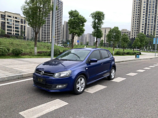 VOLKSWAGEN POLO 2011
