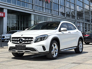 MERCEDES BENZ GLA 2017