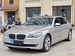 BMW 7-SERIES 2011