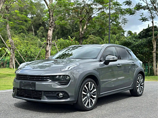 LYNK&CO 02  2019