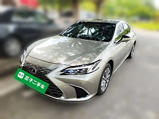 Заказать LEXUS ES