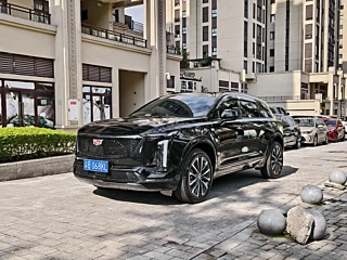 Заказать CADILLAC XT5