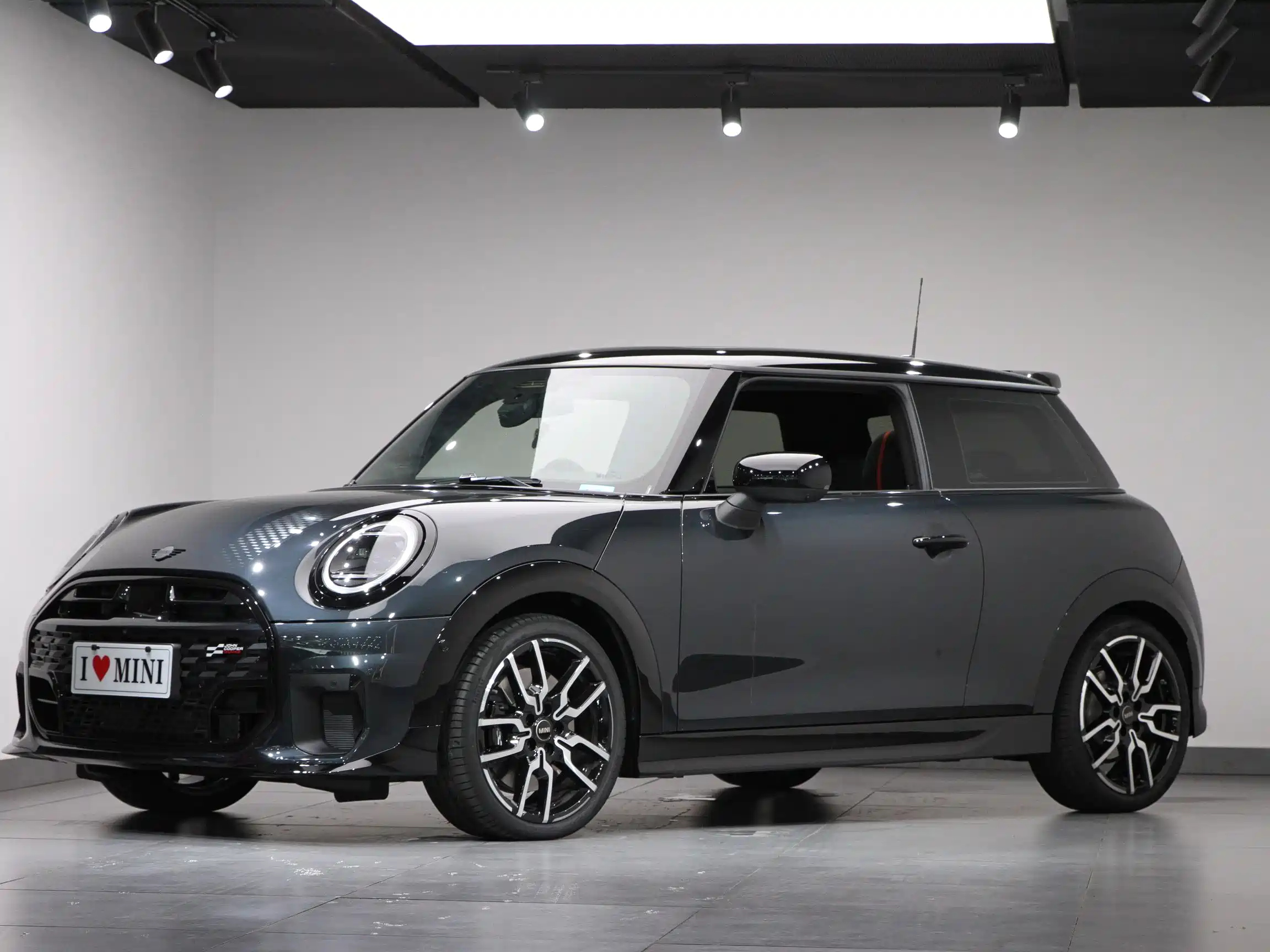 Аукционный лист MINI OTHER 2025