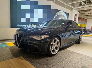 Заказать ALFAROMEO GIULIA