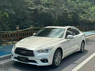 Заказать INFINITI Q50L