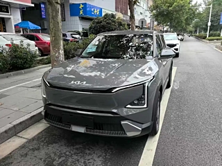 Заказать KIA EV5