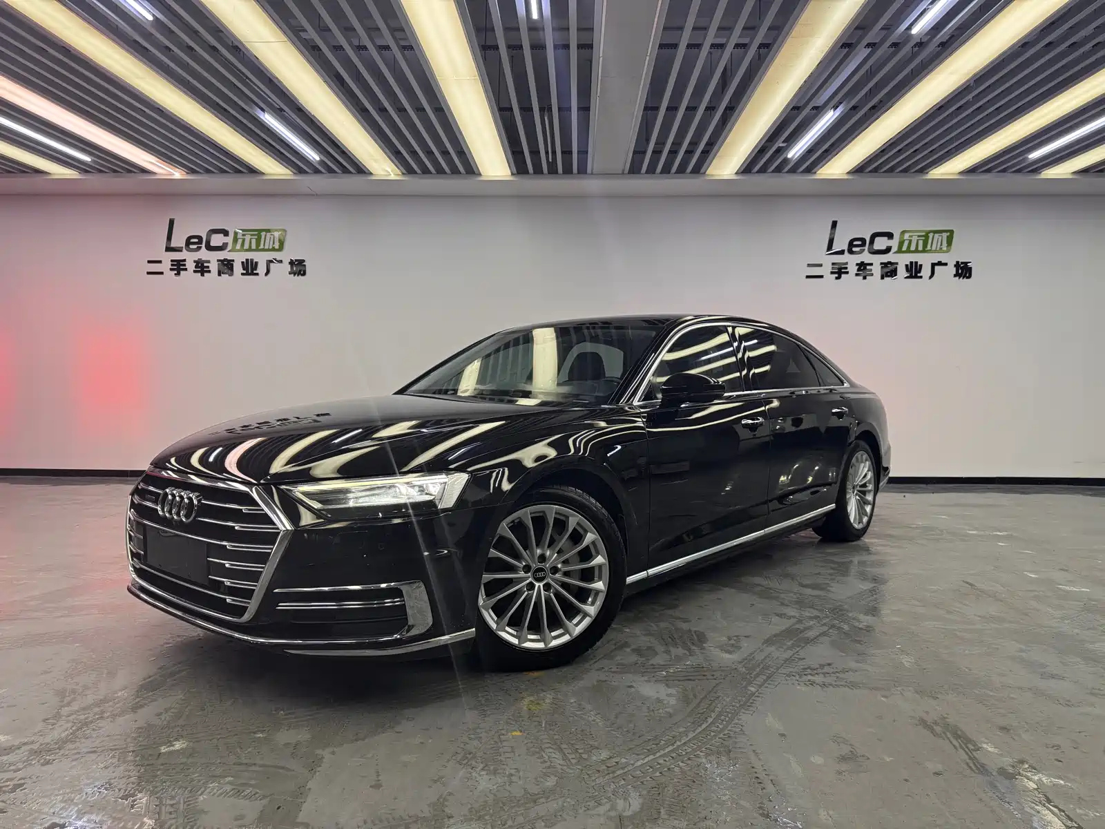AUDI A8, 2021 год