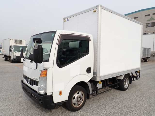 NISSAN ATLAS 2016