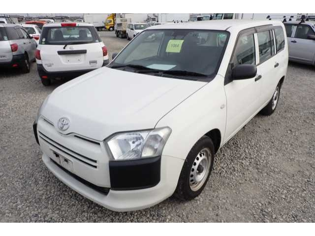 TOYOTA PROBOX 2018