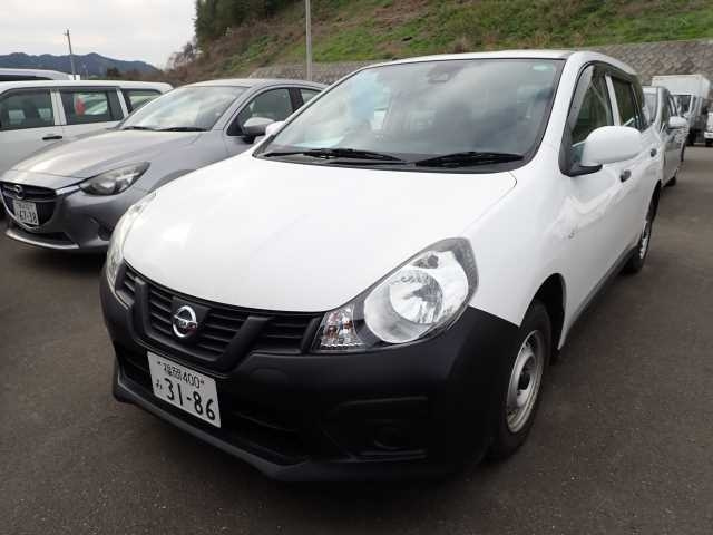 NISSAN AD 2020