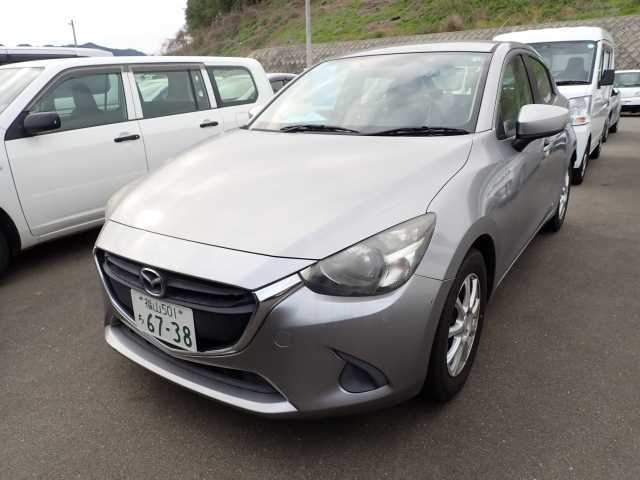 MAZDA DEMIO 2016