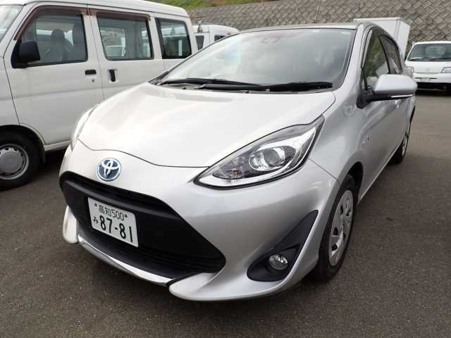 TOYOTA AQUA 2020