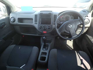 NISSAN AD 2012