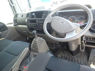 NISSAN ATLAS 2014