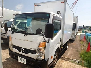 NISSAN ATLAS 2013