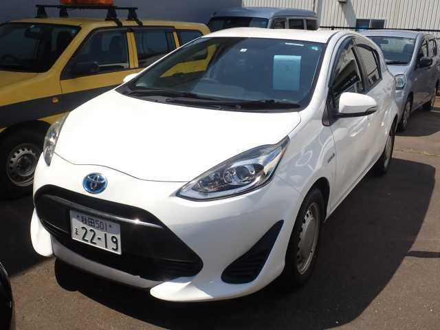 TOYOTA AQUA 2018