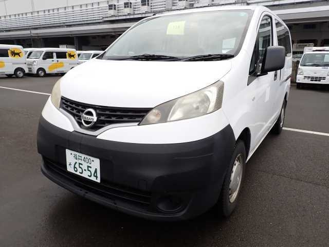 NISSAN NV200 2012