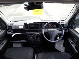 DAIHATSU HIJET VAN 2019