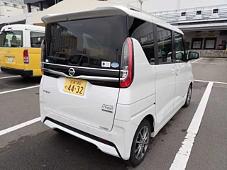 NISSAN ROOX 2021