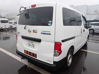 NISSAN NV200 2018