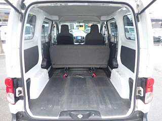 NISSAN NV200 2017
