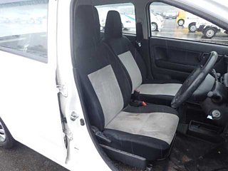 DAIHATSU MIRA E S 2020