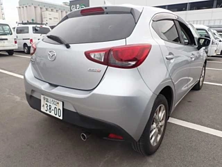 MAZDA DEMIO 2017